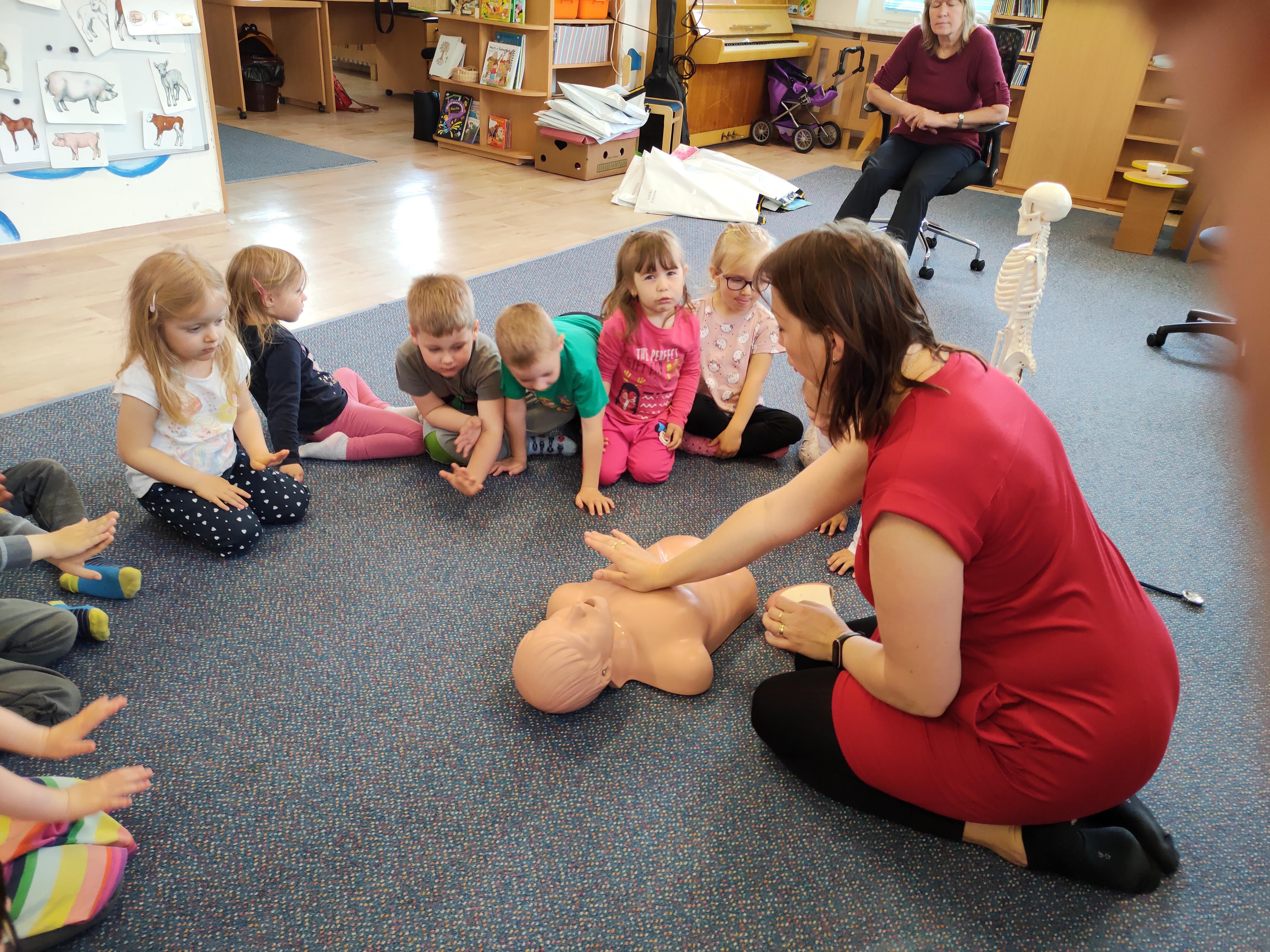 IMG20220526094346_BURST000_COVER