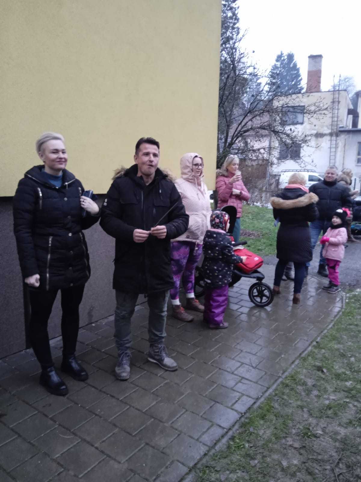 PHOTO-2023-12-13-18-02-18-2