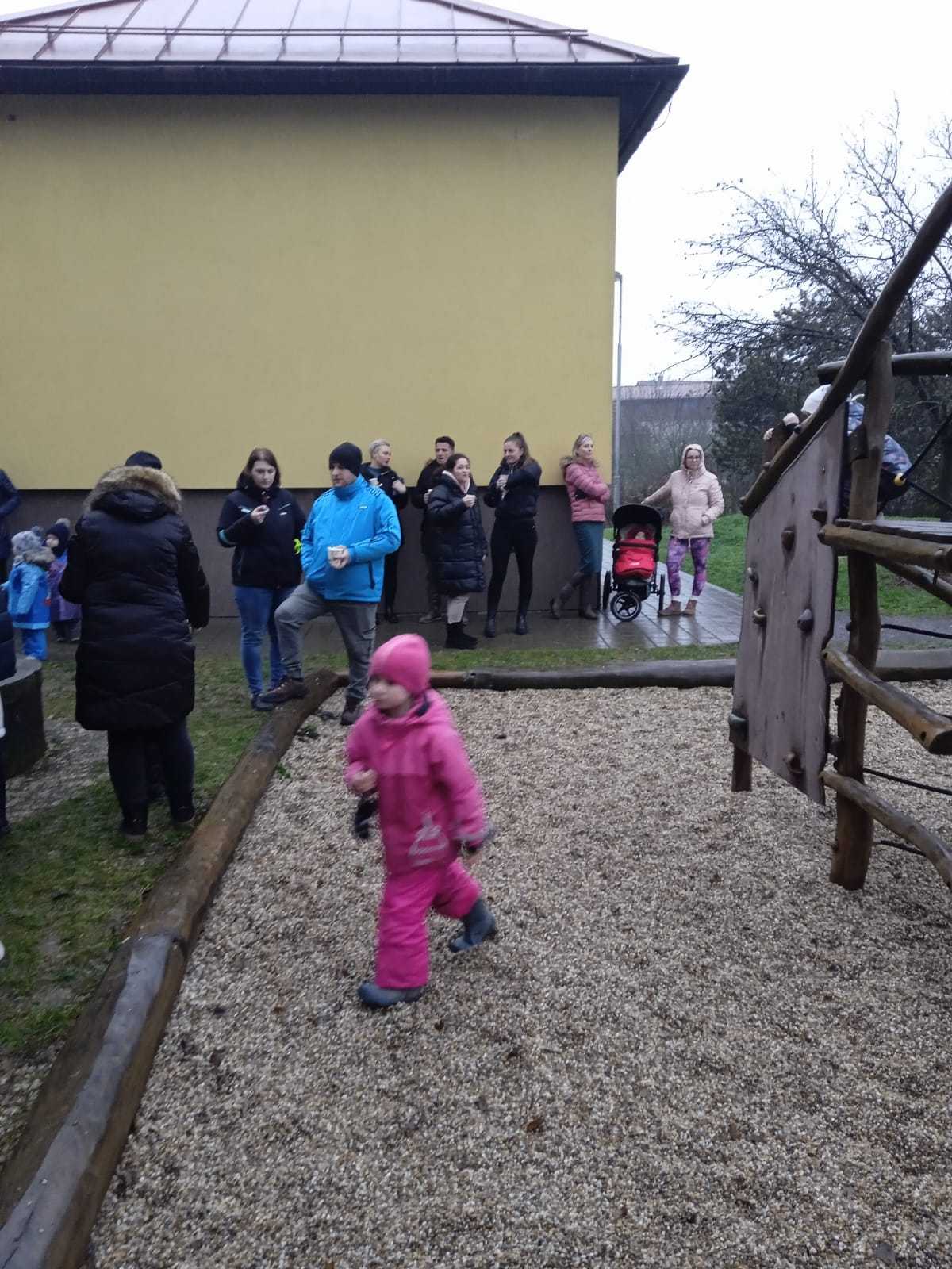 PHOTO-2023-12-13-18-02-53-4