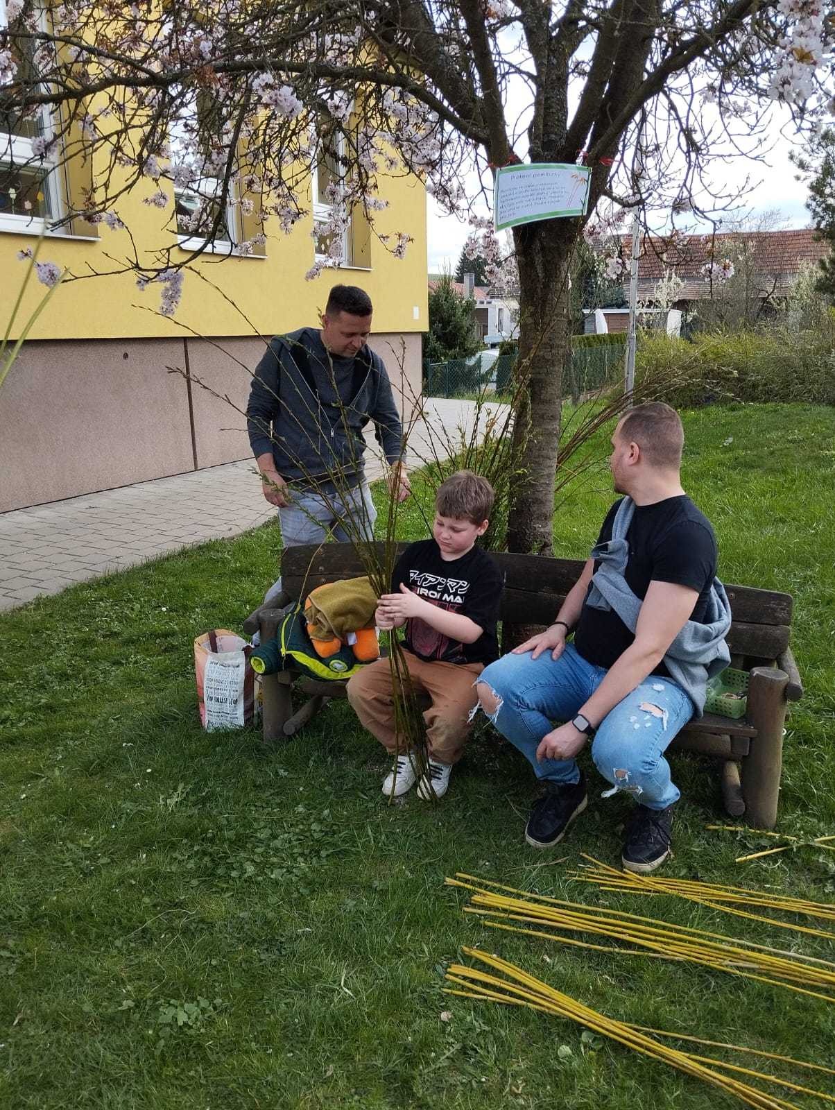 PHOTO-2025-04-14-20-41-43
