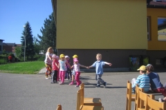 Pohádkové tancování Hurá na prázdniny